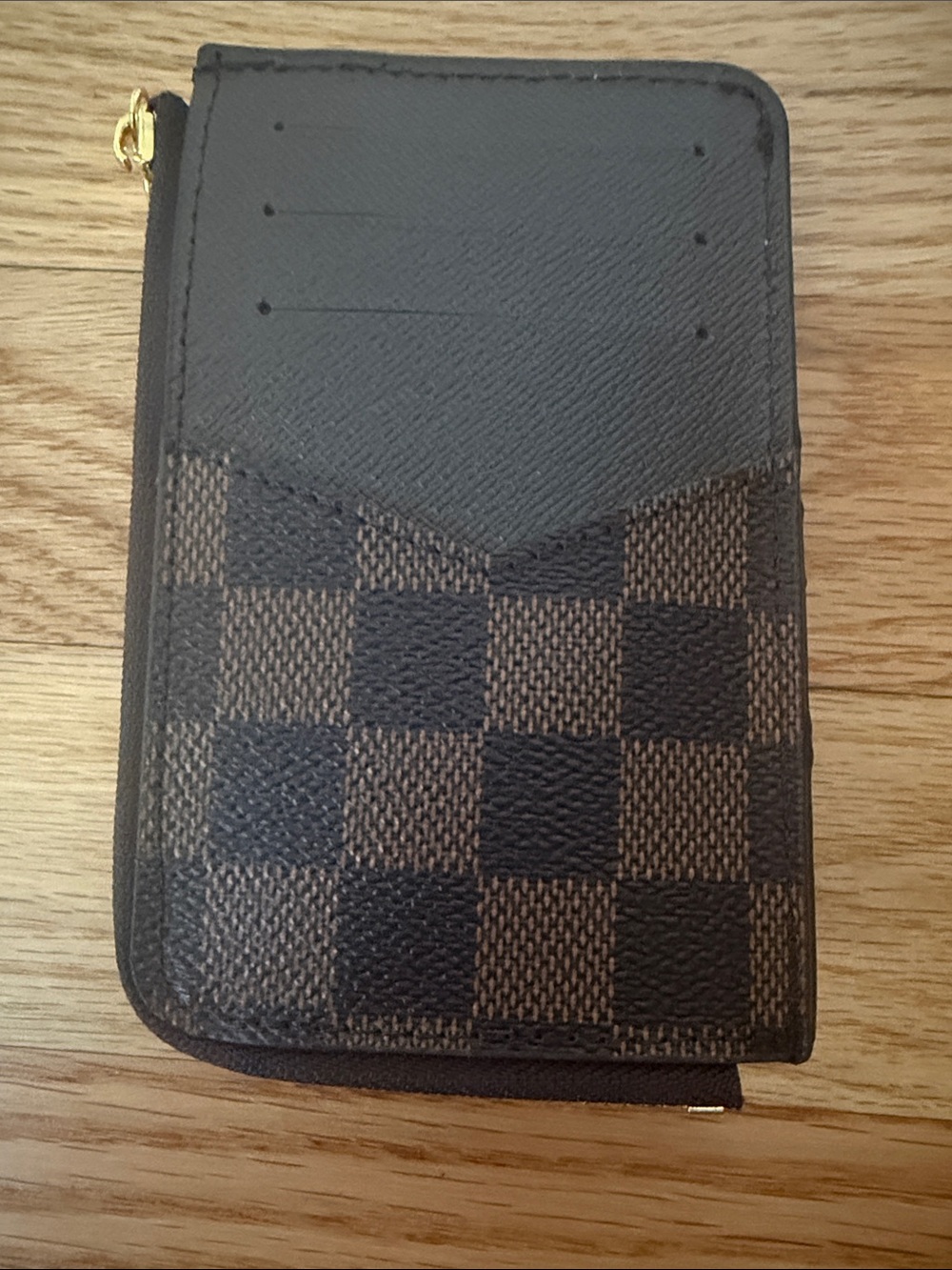 Cardholder wallet keychain